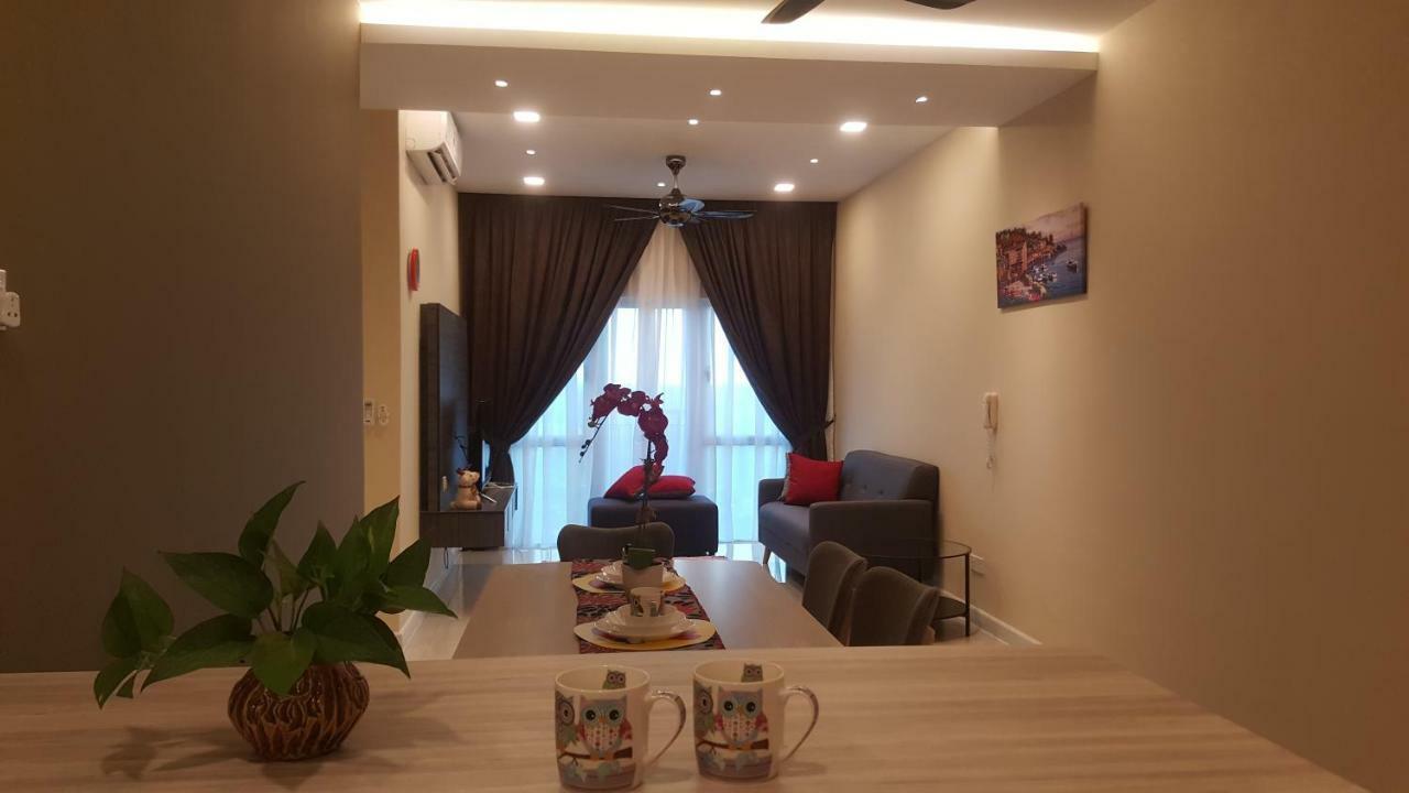 96 négyzetméteres, 3 hálószobás Apartman 2 fürdőszobával Putrajaya területén Kampong Tangkas Kültér fotó