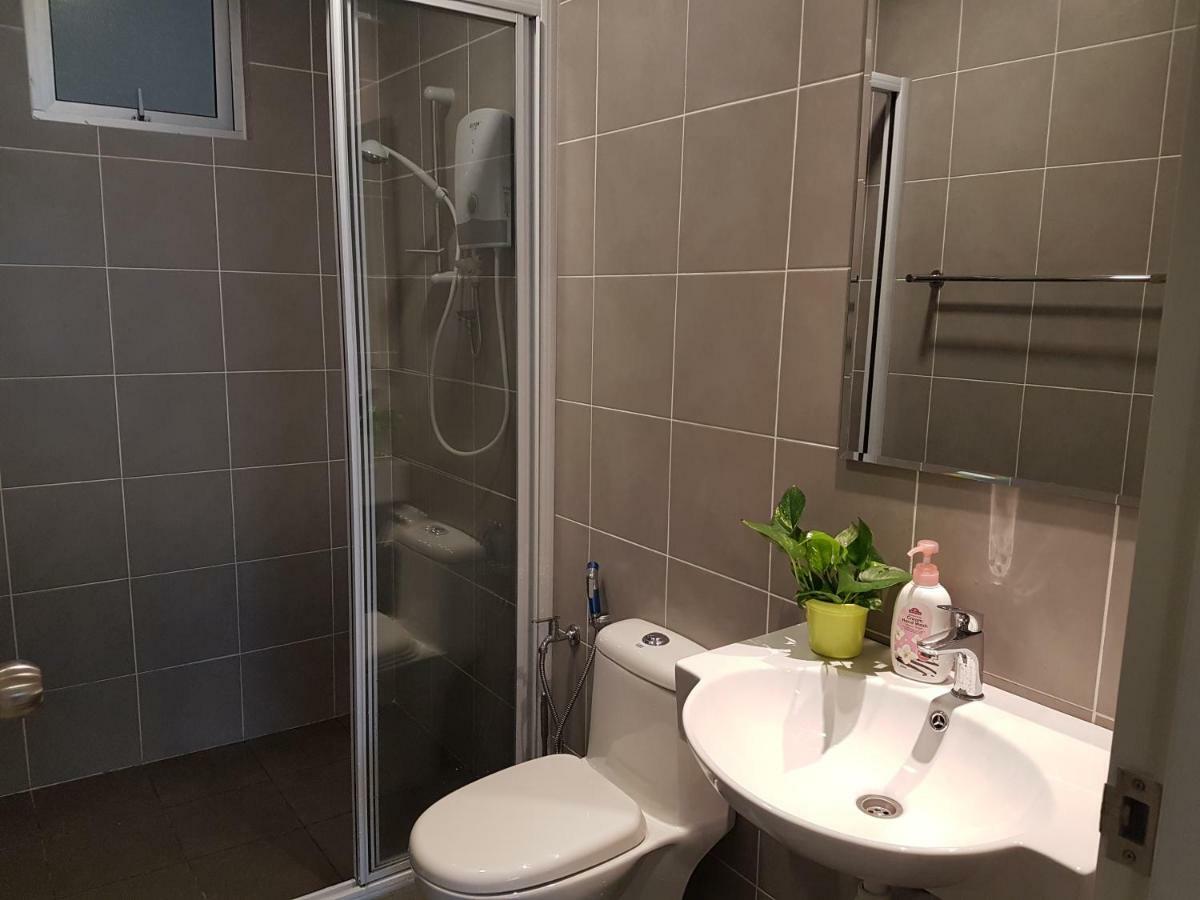 96 négyzetméteres, 3 hálószobás Apartman 2 fürdőszobával Putrajaya területén Kampong Tangkas Kültér fotó