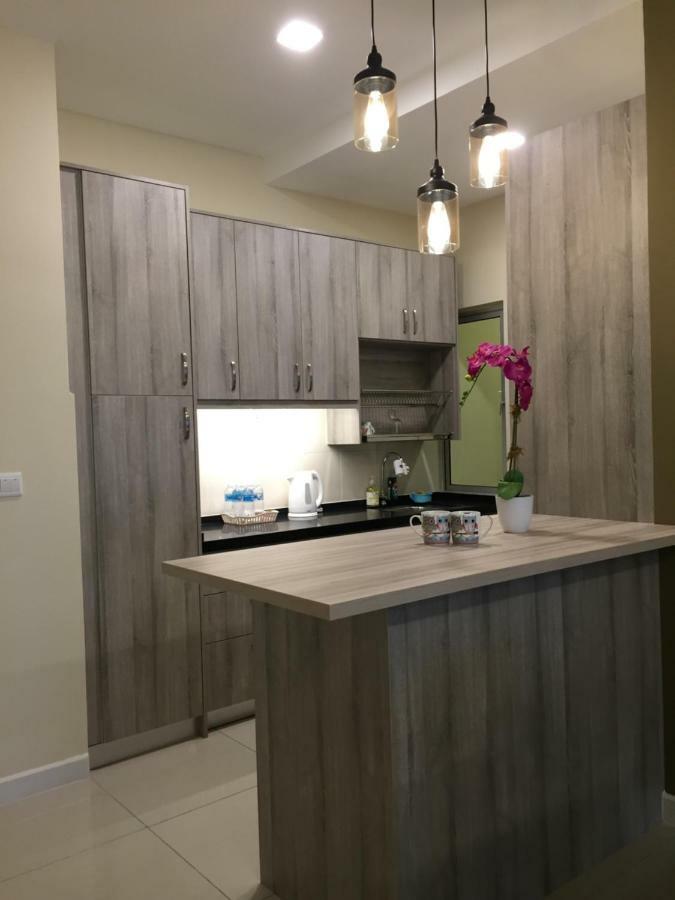 96 négyzetméteres, 3 hálószobás Apartman 2 fürdőszobával Putrajaya területén Kampong Tangkas Kültér fotó